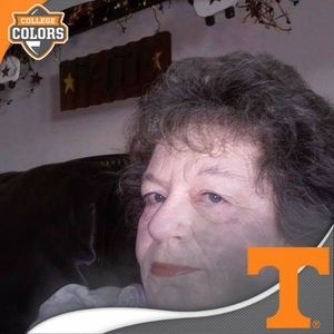 Meet your Posher, Liz